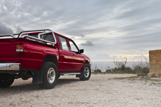 Ilustrasi mobil pick up terbaik. Sumber: pexels.com/Andrea Piacquadio