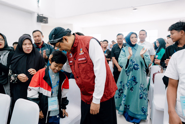  Gus Ipul di Sentra Abiyoso Cimahi, Jawa Barat, Sabtu (12/7). Foto: Dok. Kemensos