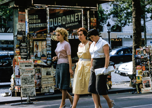 Ilustrasi Film yang Mirip Little Women, Unsplash/Les Anderson