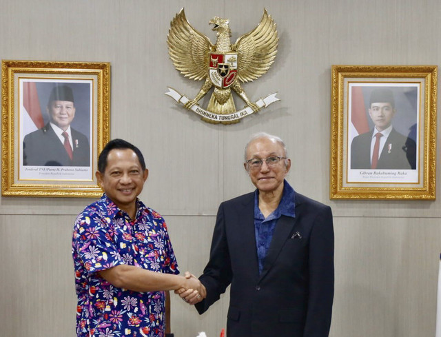 Mendagri Tito Karnavian silaturahmi Wali Nanggroe Aceh. Foto: Dok. Kemendagri