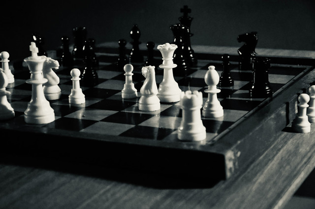Ilustrasi kekalahan dan kemenangan dalam permainan catur (pexels.com)