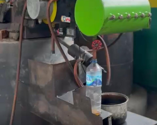 Alat Pirolisis Sampah Plastik di Talunombo, Wonosobo (Sumber: Dokumentasi Penulis)