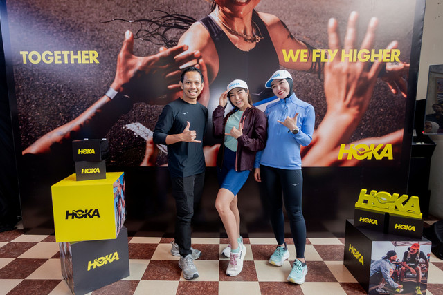 Kampaye "Together, We Fly Higher" dari HOKA menjadi wadah pendukung untuk para pelari. Dok. HOKA Indonesia