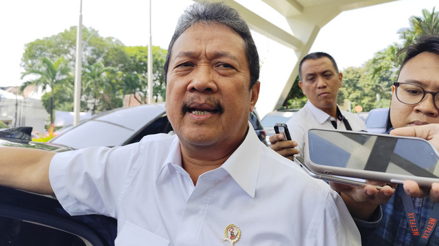 Menteri Kelautan dan Perikanan (KP) Sakti Wahyu Trenggono saat ditemui di Kantor Kemenko Bidang Pangan, Jakarta, Selasa (15/7). Foto: Widya/kumparan