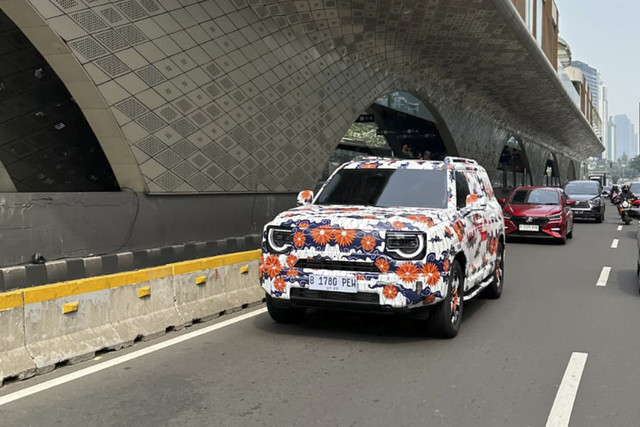 BAIC BJ30 Hybrid lakoni tes jalan. Foto: Dok. Istimewa