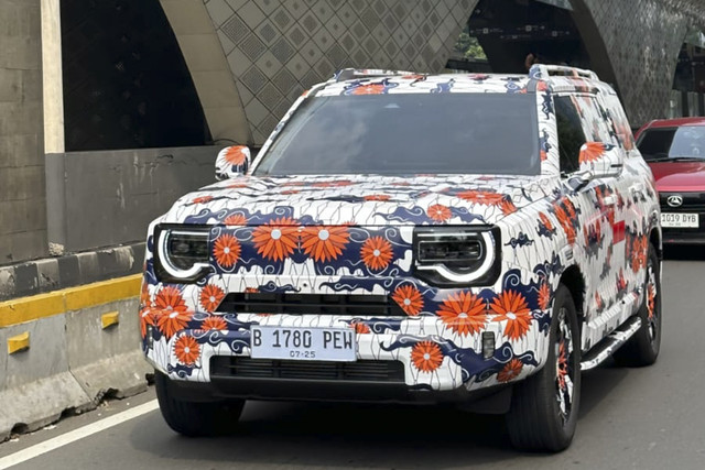 BAIC BJ30 Hybrid lakoni tes jalan. Foto: Dok. Istimewa