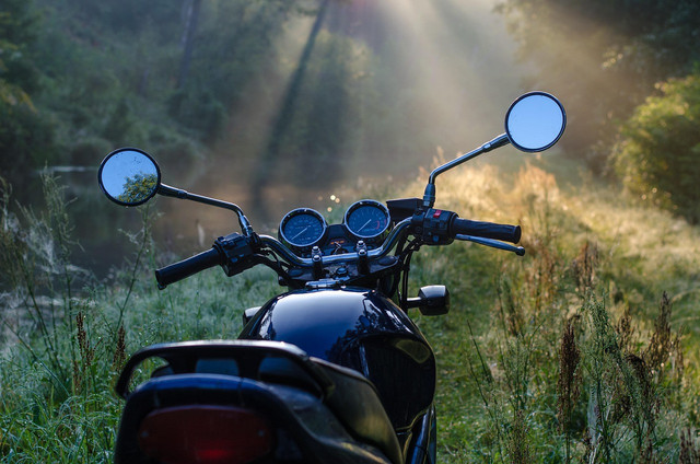 Ilustrasi tanda oli motor habis. Foto: Pixabay.com/mbll
