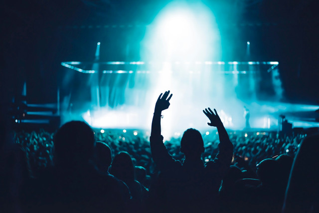 Jadwal Festival Waterbomb Bali 2025. (Foto hanya ilustrasi, bukan tempat yang sebenarnya). Sumber : Unsplash/Sebastian Ervi.