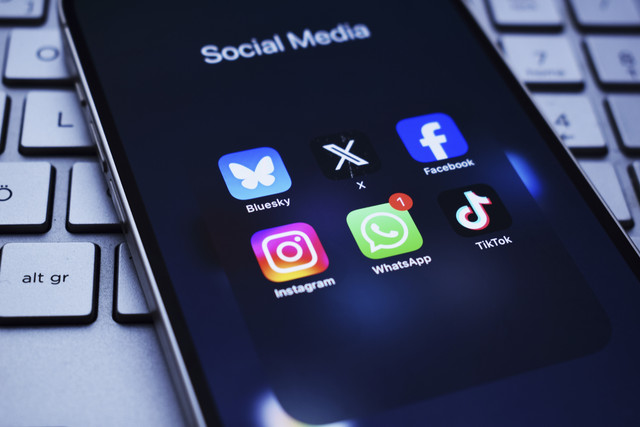 Ilustrasi ragam Sosial Media. Foto: Shutterstock