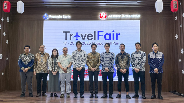 Konferensi pers JAL Travel Fair yang digelar di kawasan Puri Indah, Kembangan, Jakarta Barat pada Kamis (17/7/2025). Foto: Gitario Vista Inasis/kumparan