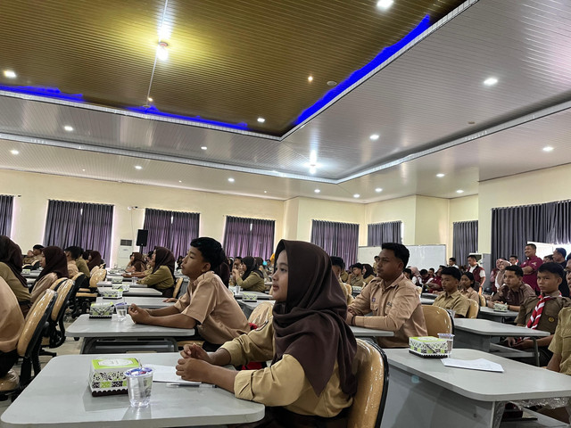 Siswa Sekolah Rakyat Menengah Atas (SRMA) 32 Lampung Selatan | Foto : Eka Febriani / Lampung Geh