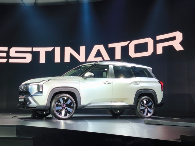 All New Mitsubishi Destinator resmi debut global di Indonesia, Kamis (17/6/2025). Foto: Sena Pratama/kumparan