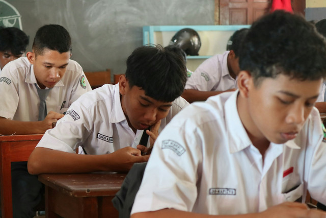 Ilustrasi kunci jawaban asesmen mpls 2025 - Sumber: unsplash.com/@hng21