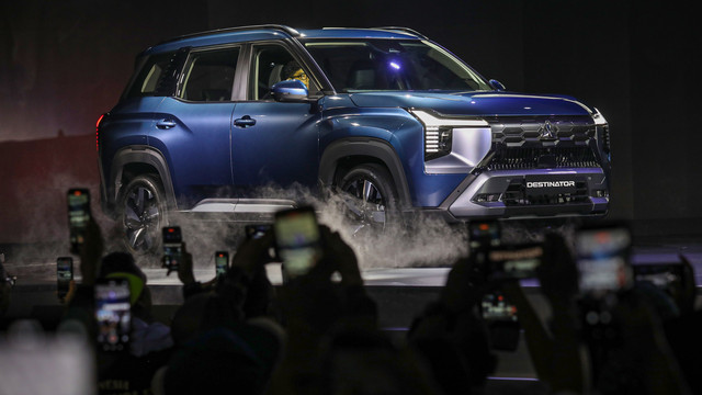 Suasana peluncuran mobil Mitsubishi All-New Destinator di Senayan, Jakarta, Kamis (17/7). Foto: Aditia Noviansyah/kumparan