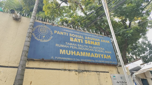Panti Asuhan Bayi Sehat (PABS) Muhammadiyah Cabang Sukajadi, yang menjadi tempat dari penampungan bayi yang berhasil diselamatkan dari jual beli ke Singapura, Kamis (17/7/2025). Foto: Alya Zahra/kumparan 