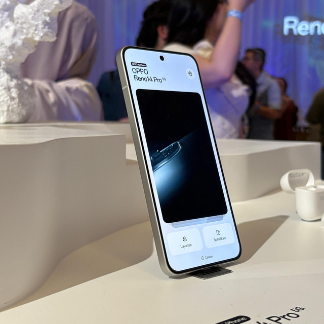 Oppo Reno 14 Pro. Foto: kumparan/Habib Allbi Ferdian