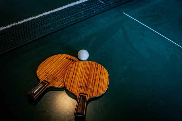 Ilustrasi Ukuran Meja Pingpong. Unsplash/Steven Skerritt