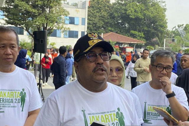 Wakil Gubernur (Wagub) Jakarta, Rano Karno di sela sela pelaksanaan Kampanye Jakarta BERJAGA (Bergerak, Bekerja, Berolahraga, dan Bahagia) 2.0 Tahun 2025, di Balai Kota Jakarta, Jumat (18/7/2025). Foto: Lia Wanadriani Santosa/ANTARA