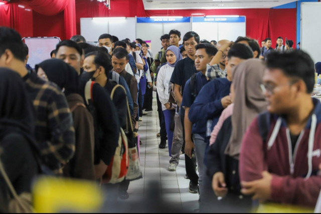 Ilustrasi pencari kerja. (foto: dok. kumparan) 