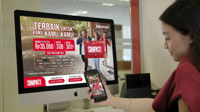 Pelanggan dapat menikmati keuntungan akses ke WeTV melalui pembelian SIMPATI Nonton dengan harga Rp35 ribu untuk 30 hari. Foto: Dok. Telkomsel