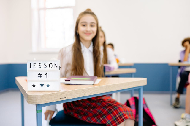 Soal Bahasa Inggris kelas 6 semester 1 Kurikulum Merdeka. Foto hanya ilustrasi, bukan yang sebenarnya. Sumber: Pexels/Yan Krukau 