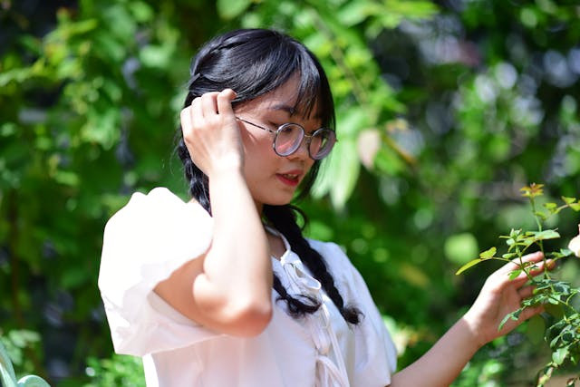 Kacamata yang Cocok untuk Hidung Pesek. Foto: Pexels