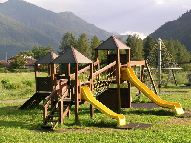 Playground Outdoor Jogja. Foto hanya ilustrasi bukan sebenarnya. Sumber foto: Pixabay.