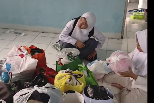 Dua siswa Sekolah Luar Biasa Nasional (SLBN) A Pajajaran Diusir Mendadak dari Asrama pada Selasa (22/7/2025). Foto: Dok. Istimewa