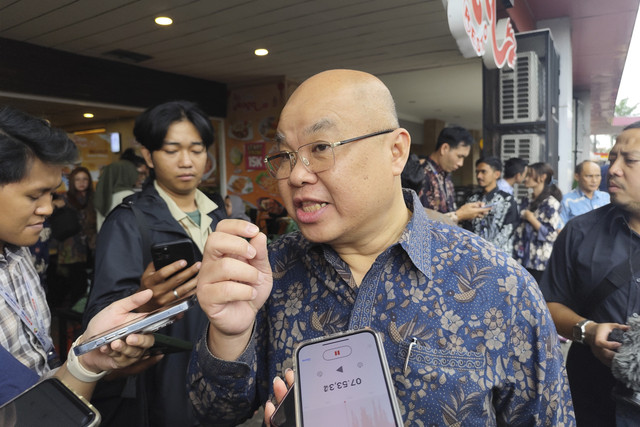 Ketua Asosiasi Pengelola Pusat Belanja Indonesia (APPBI), Alphonzus Widjaja di Cililitan, Jakarta Timur, Rabu (23/7/2025). Foto: Widya Islamiati/kumparan
