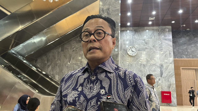 Chief Operating Officer (COO) Danantara Indonesia, Dony Oskaria, saat ditemui di kompleks parlemen Senayan Jakarta, Rabu (23/7/2025). Foto: Fariza Rizky Ananda/kumparan