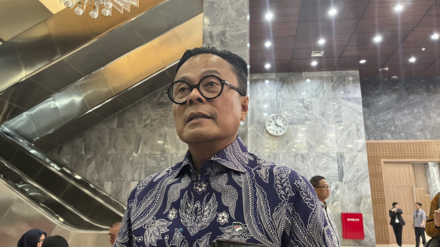 Chief Operating Officer (COO) Danantara Indonesia, Dony Oskaria, saat ditemui di kompleks parlemen Senayan Jakarta, Rabu (23/7/2025). Foto: Fariza Rizky Ananda/kumparan