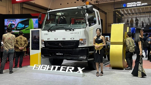 Mitsubishi Fuso Indonesia di pameran GIIAS 2025. Foto: kumparan