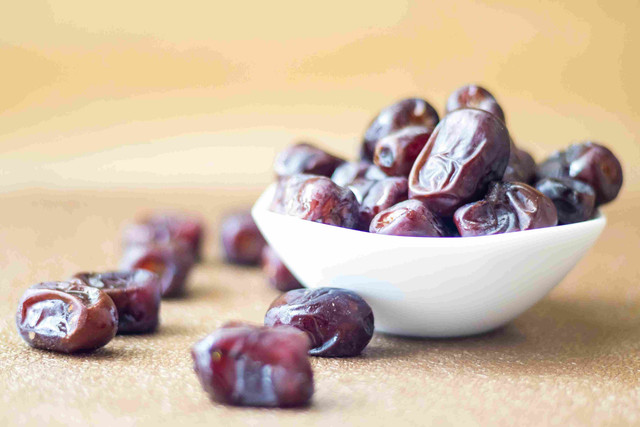 Khasiat Kurma Ajwa: Rahasia Kesehatan dari Buah Nabi yang Kaya Manfaat