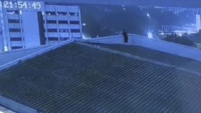 Penampakan Diplomat Arya saat berada di rooftop Gedung Kemlu. Foto: Istimewa