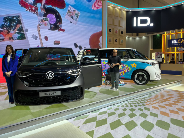 Volkswagen ID. BUZZ jadi kanvas kerja sama dengan EKRAF. Foto: Fitra Andrianto/kumparan
