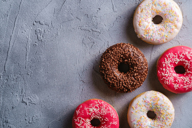 Harga Donat Pinkan Mambo. Foto hanya ilustrasi, bukan tempat sebenarnya. Foto: dok. Unsplash/Rodion Kutsaiev