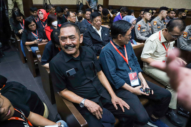 Politisi PDIP F.X Hadi Rudyatmo saat menghadiri sidang vonis Sekjen PDIP di Pengadilan Tipikor, Jakarta, Jumat (25/7/2025). Foto: Iqbal Firdaus/kumparan