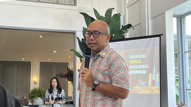 Kepala Divisi Program dan Komunikasi SKK Migas, Hudi D. Suryodipuro, saat Edukasi Media Nasional, Jumat (25/7/2025). Foto: Fariza Rizky Ananda/kumparan