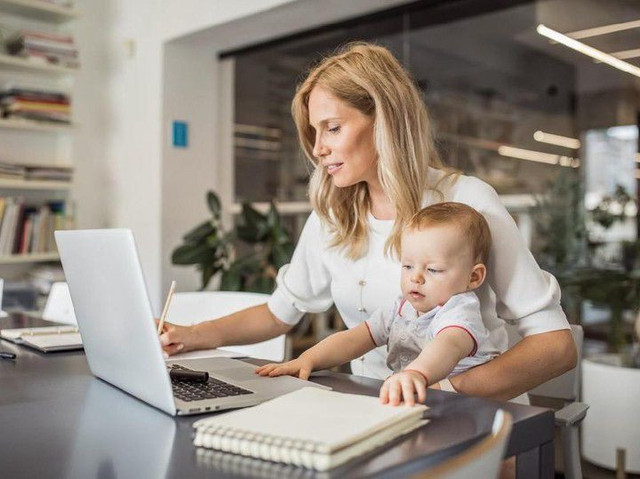 Ilustrasi ibu Bekerja & Punya Bayi Tak Repot di Pagi Hari/ Foto: iStock