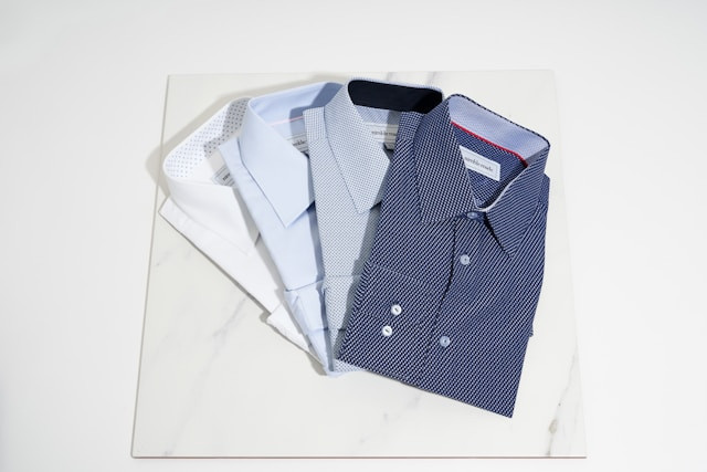 Ilustrasi Harga Kemeja Brioni Original. Sumber: Unsplash/NimbleMade