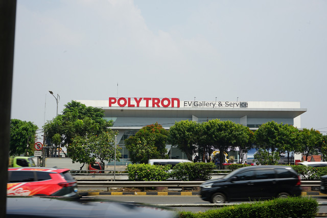 Peresmian diler Polytron EV Gallery & Service di Jakarta dan Surabaya. Foto: Polytron