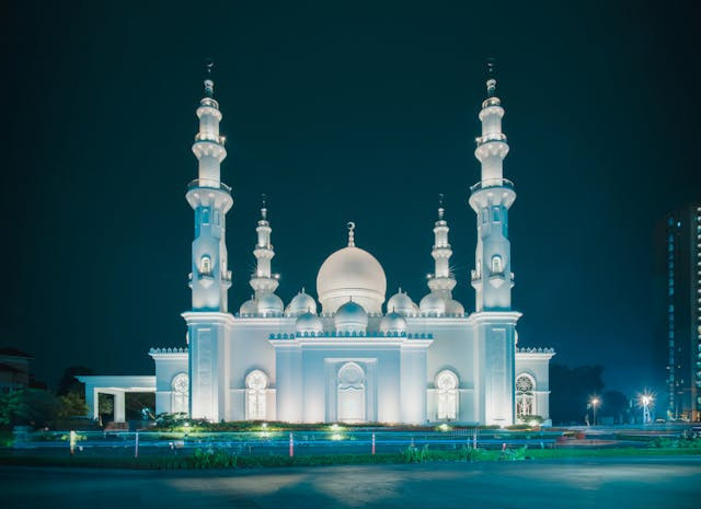 Ilustrasi untuk Bacaan Sholat Jumat dari Awal Sampai Akhir. Sumber: Pexels/Mosquegrapher