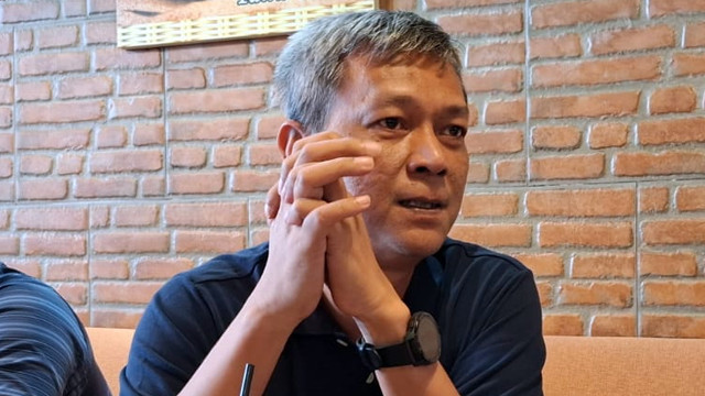 Charley Dean Jason Rambi, Manager Network Operations and Productivity Telkomsel Manado