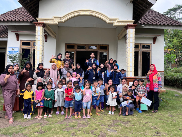 Perkumpulan kelas balita di Desa Klero, Tengaran, Kab. Semarang