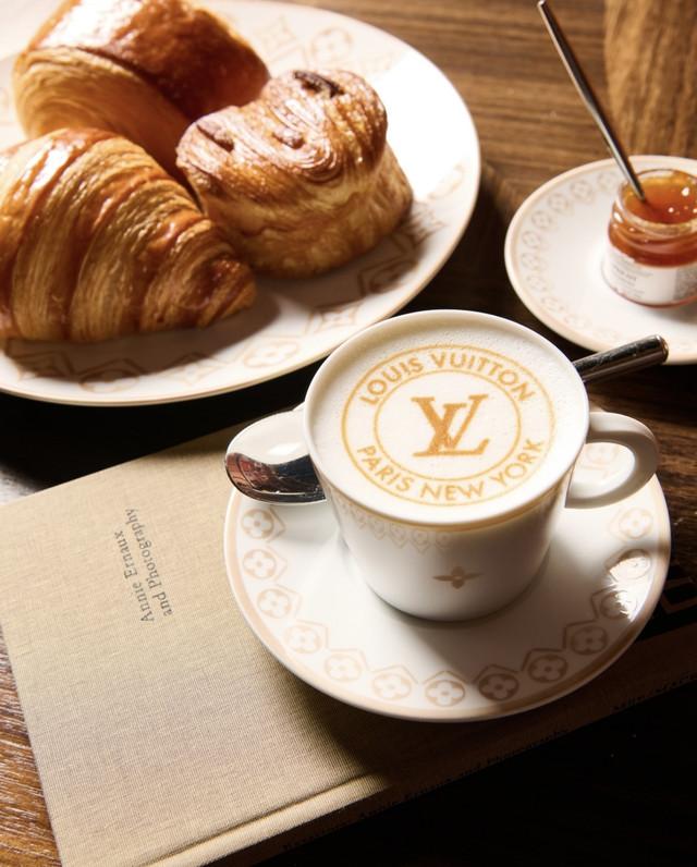 sumber foto instagram @lvcafenyc