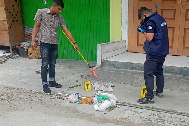 Penemuan jasad bayi laki-laki di Kecamatan Kabanjahe, Kabupaten Tanah Karo, Sumut.
Foto: Polres Tanah Karo