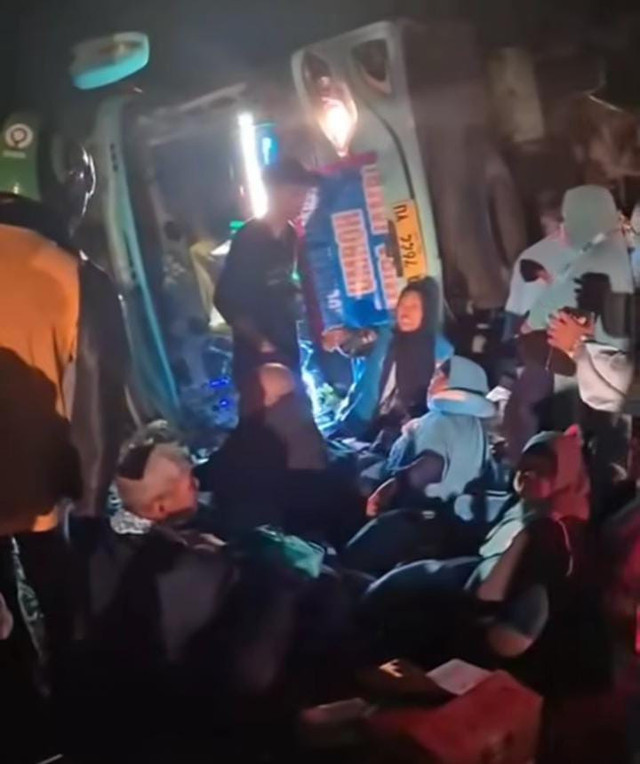 Bus yang membawa jemaah umrah mengalami kecelakaan di Muba. Foto : Istimewa