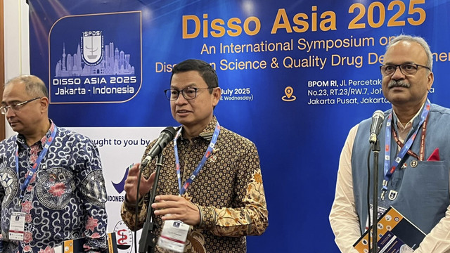 Kepala BPOM Taruna Ikrar di Kantor BPOM, Jakarta Pusat, Selasa (29/7/2025). Foto: Haya Syahira/kumparan