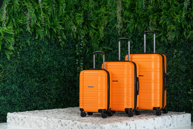 Apakah Lion Air wajib wrapping koper. (Foto hanya ilustrasi, bukan tempat yang sebenarnya). Sumber : Unsplash/American Green Travel.