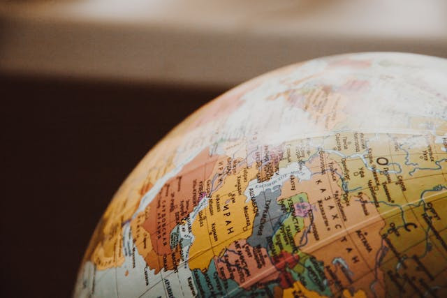Ilustrasi materi geografi kelas 10 semester 1. Sumber: www.pexels.com